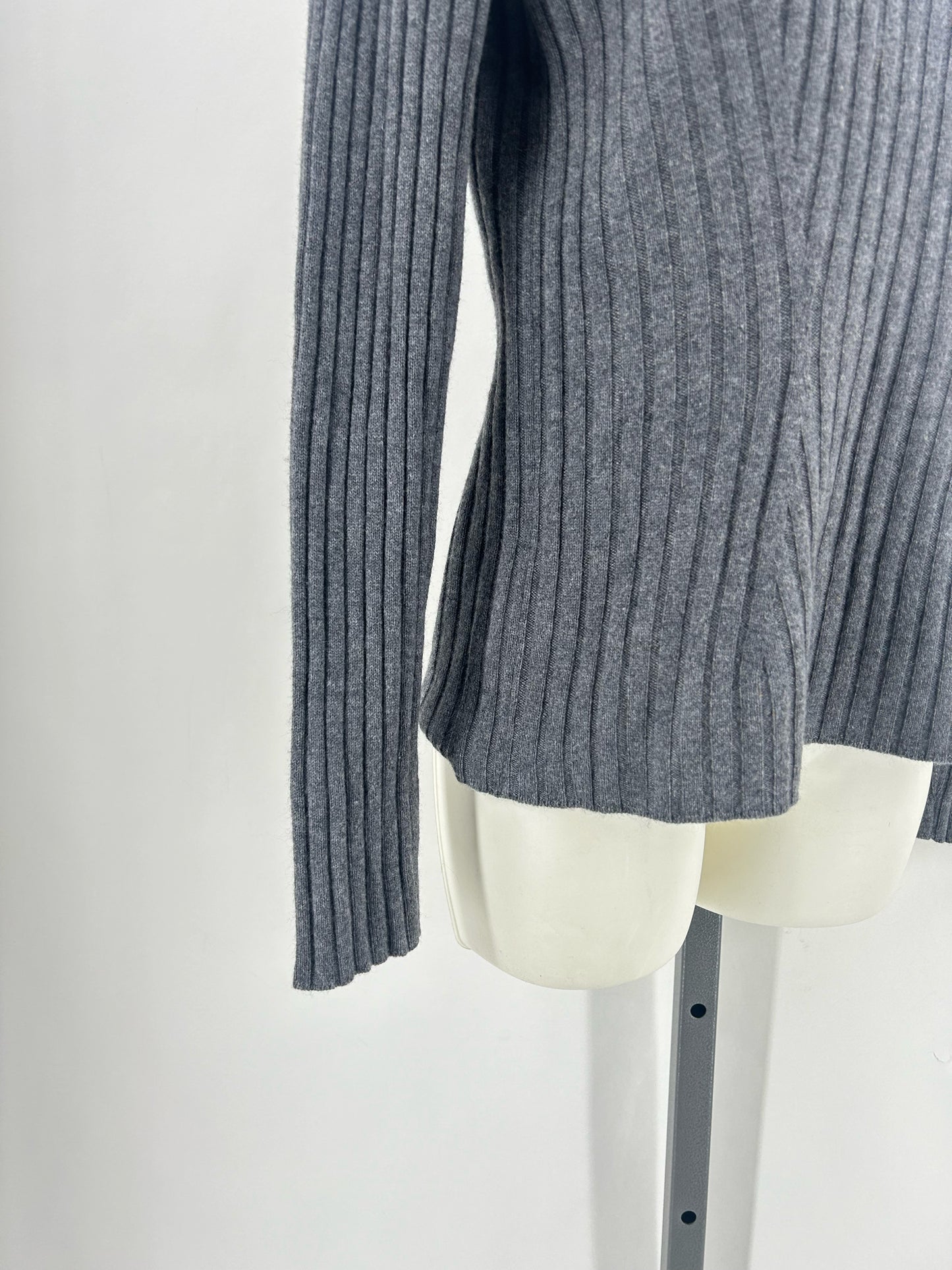 Size S LAFAYETTE 148 Sweater