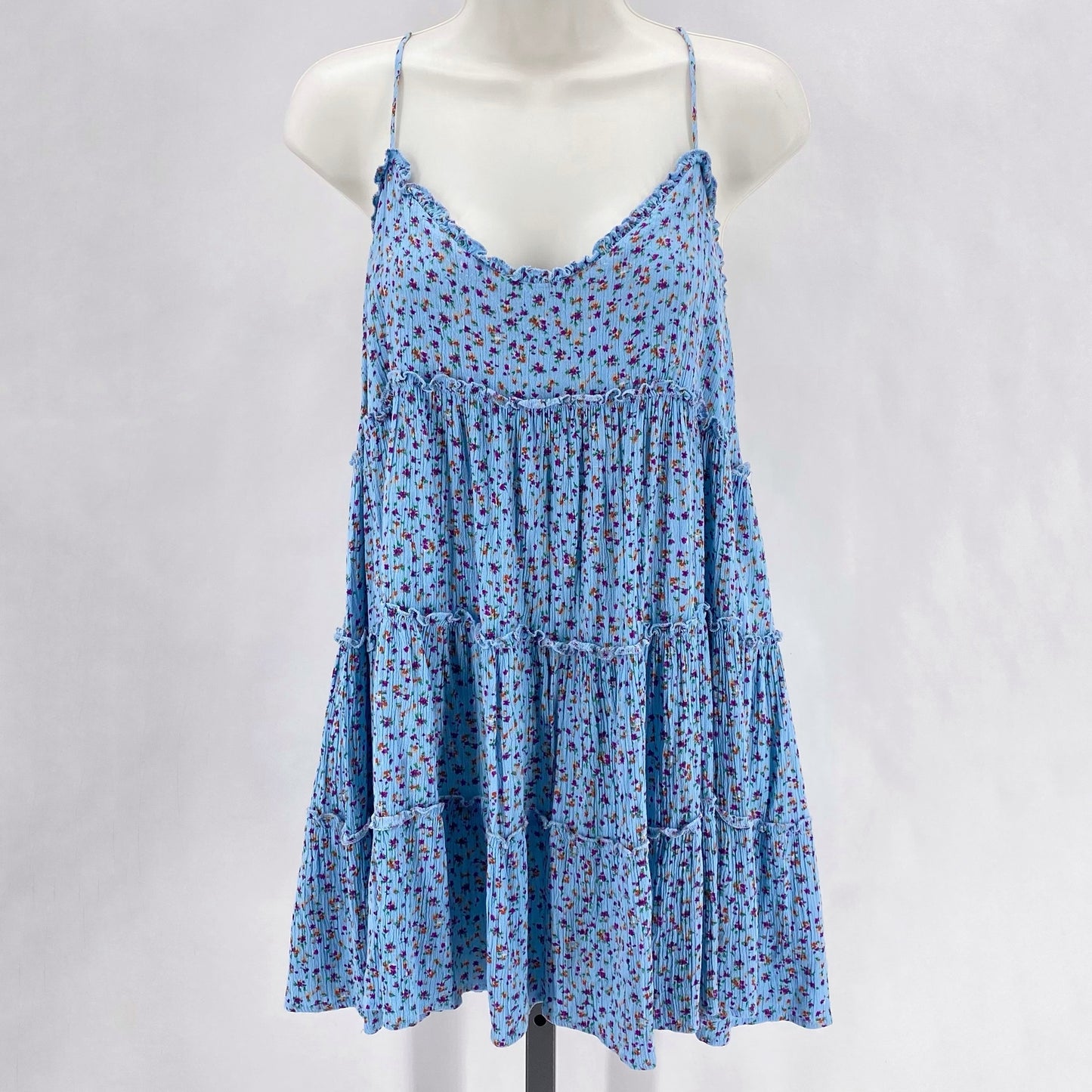 Size M SADIE & SAGE Floral Dress