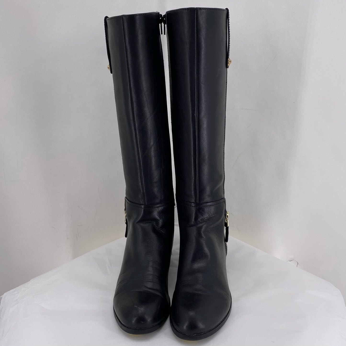 Black W Shoe Size 7 GUESS Boots