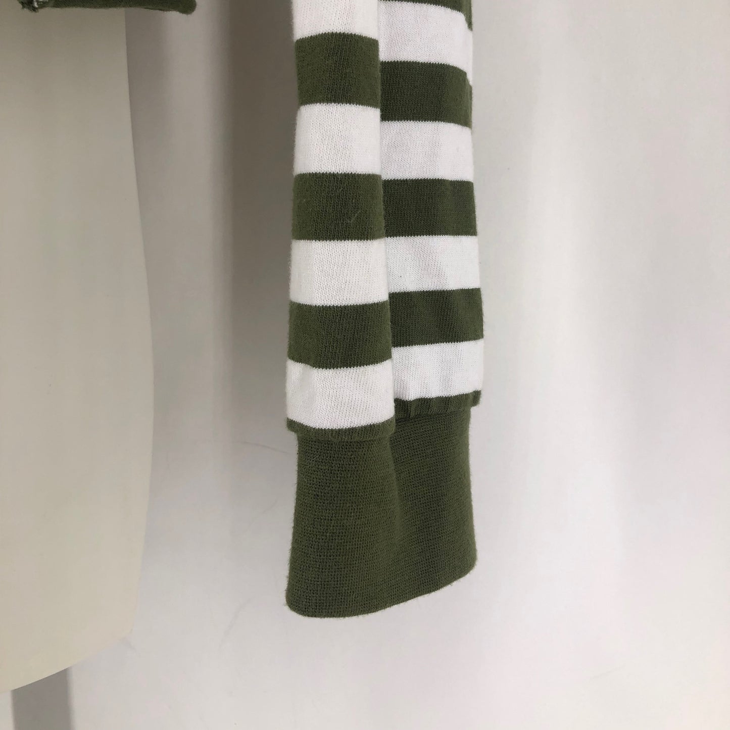 Size M FOREVER 21 Stripe Shirt