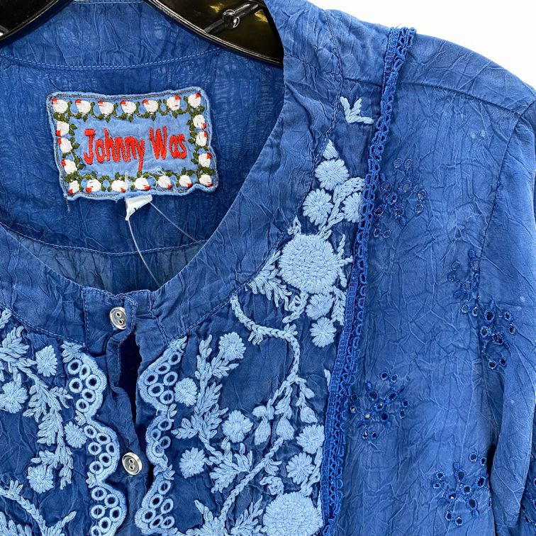 Size XS JOHNNY WAS Shirt