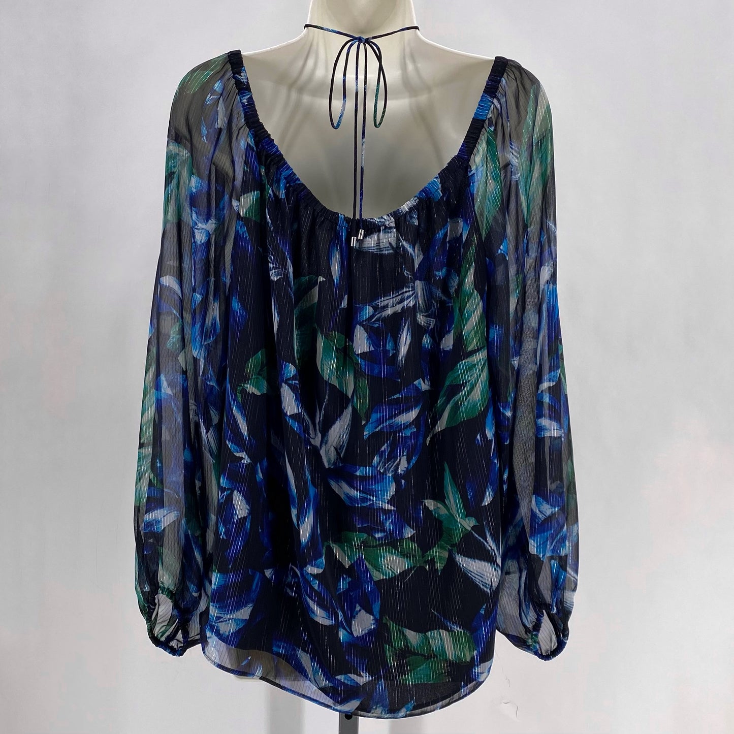 Size XL WHITE HOUSE BLACK LEAF Shirt