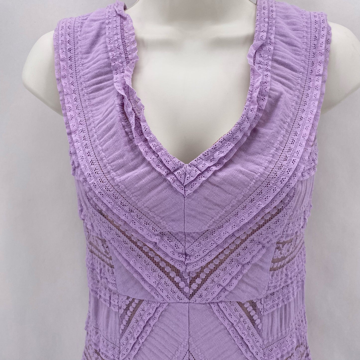 Size 6 CINQ A SEPT Lace Dress