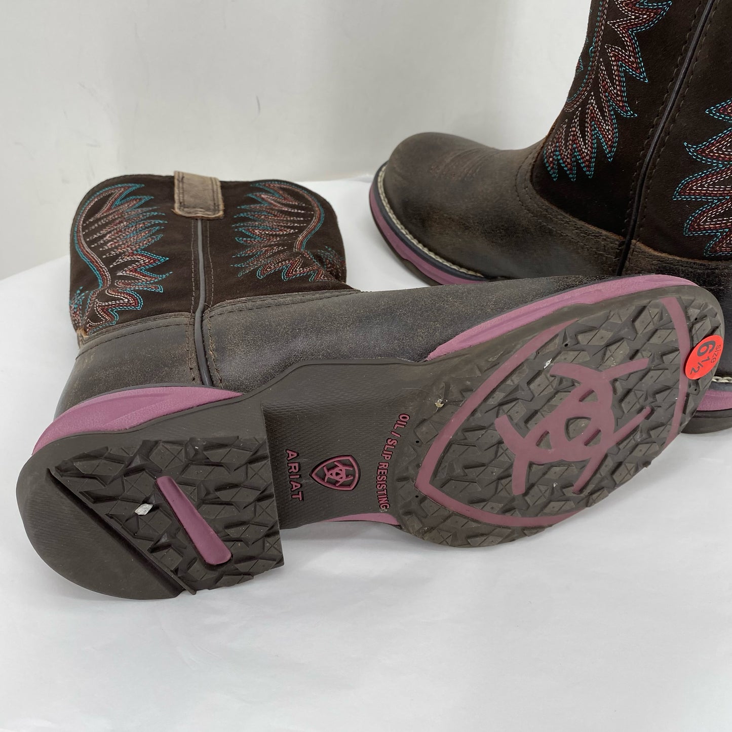 DARK BROWN W Shoe Size 6.5 ARIAT Boots