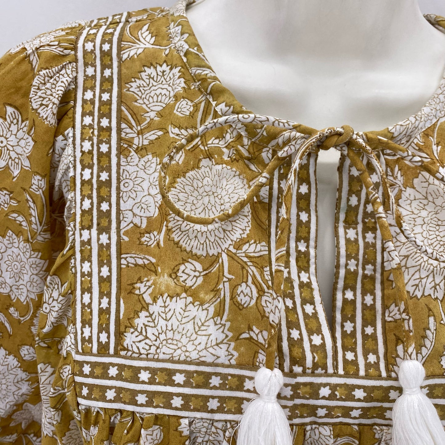 Size S FLOWERS Shirt