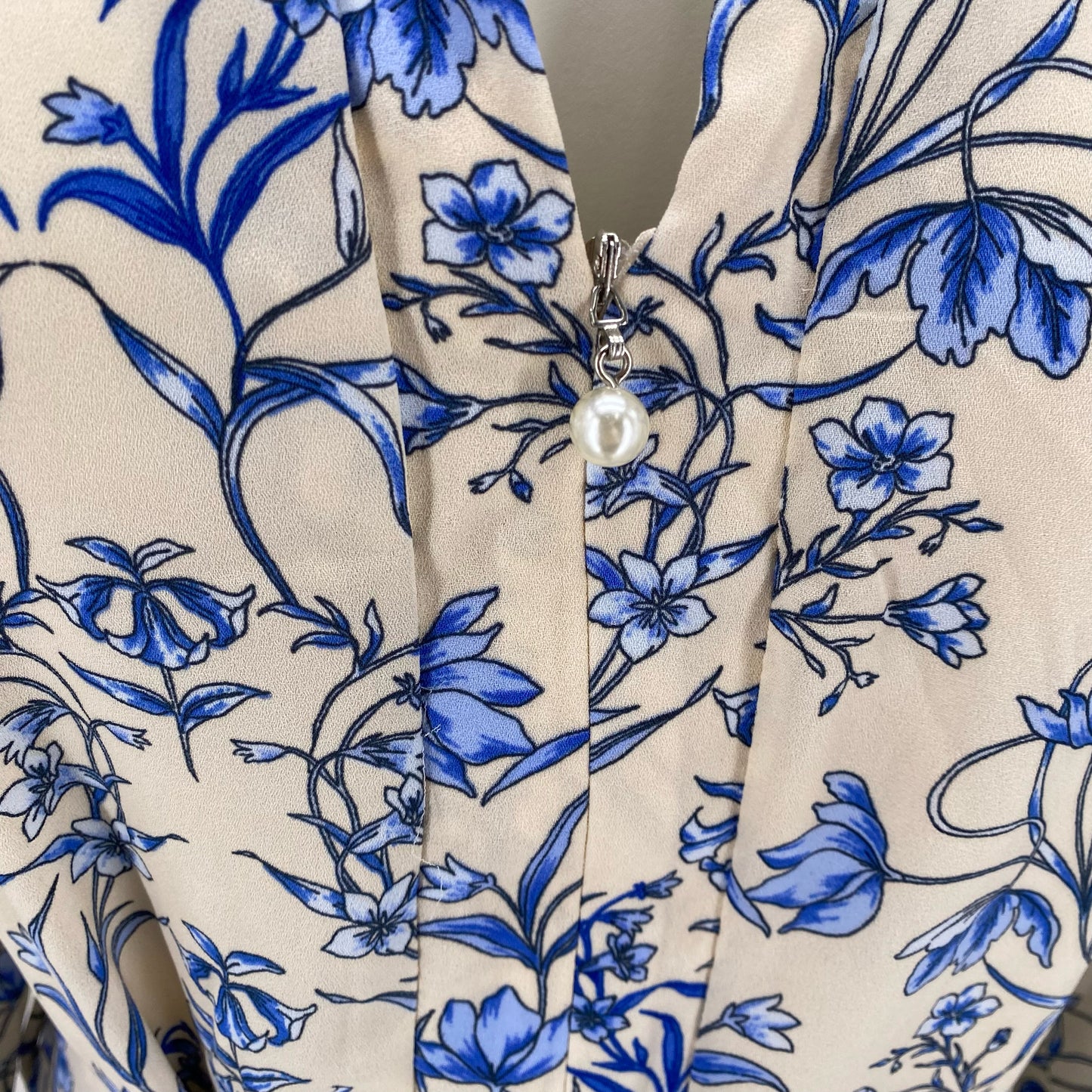 Size L CYNTHIA STEFFE FLOWERS Dress