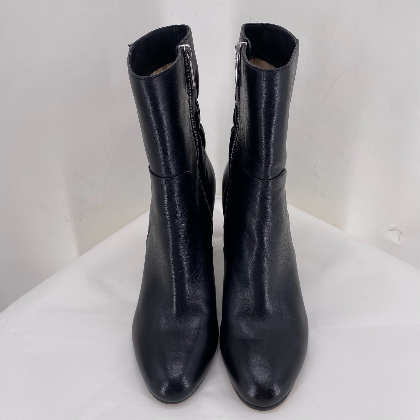 Black W Shoe Size 8 MICHAEL KORS Boots