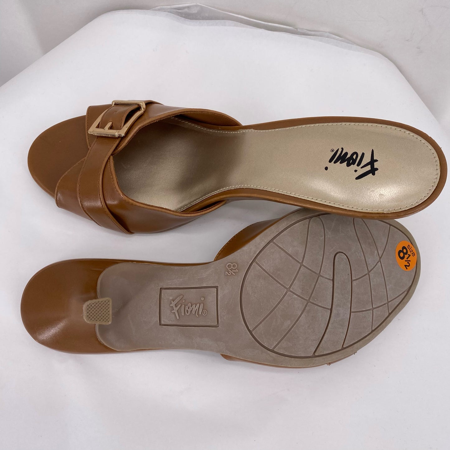 BROWN W Shoe Size 8.5 FIONI Heels