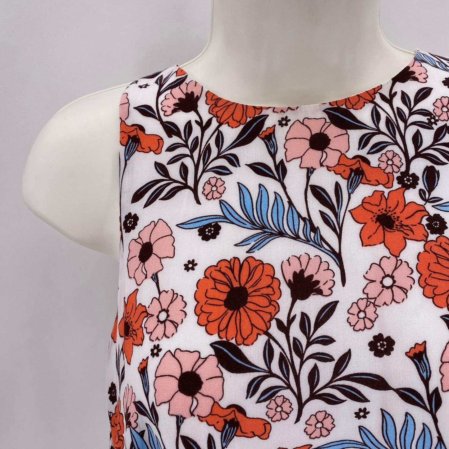 Size S LULUS Floral Dress