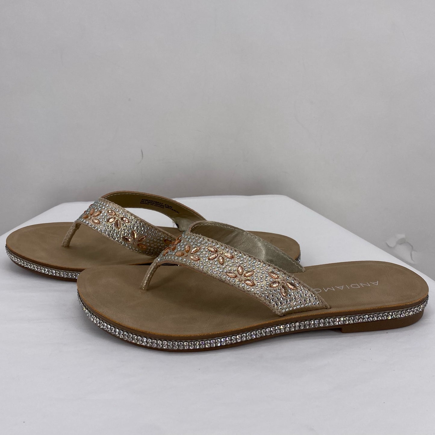 Tan W Shoe Size 6.5 BANDOLINO Sandals