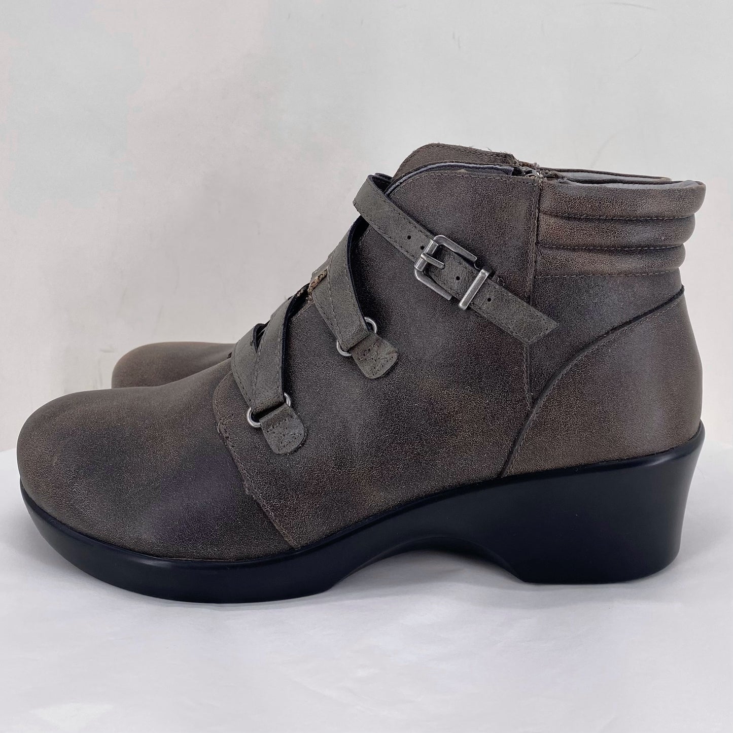 Gray W Shoe Size 42 ALEGRIA Boots