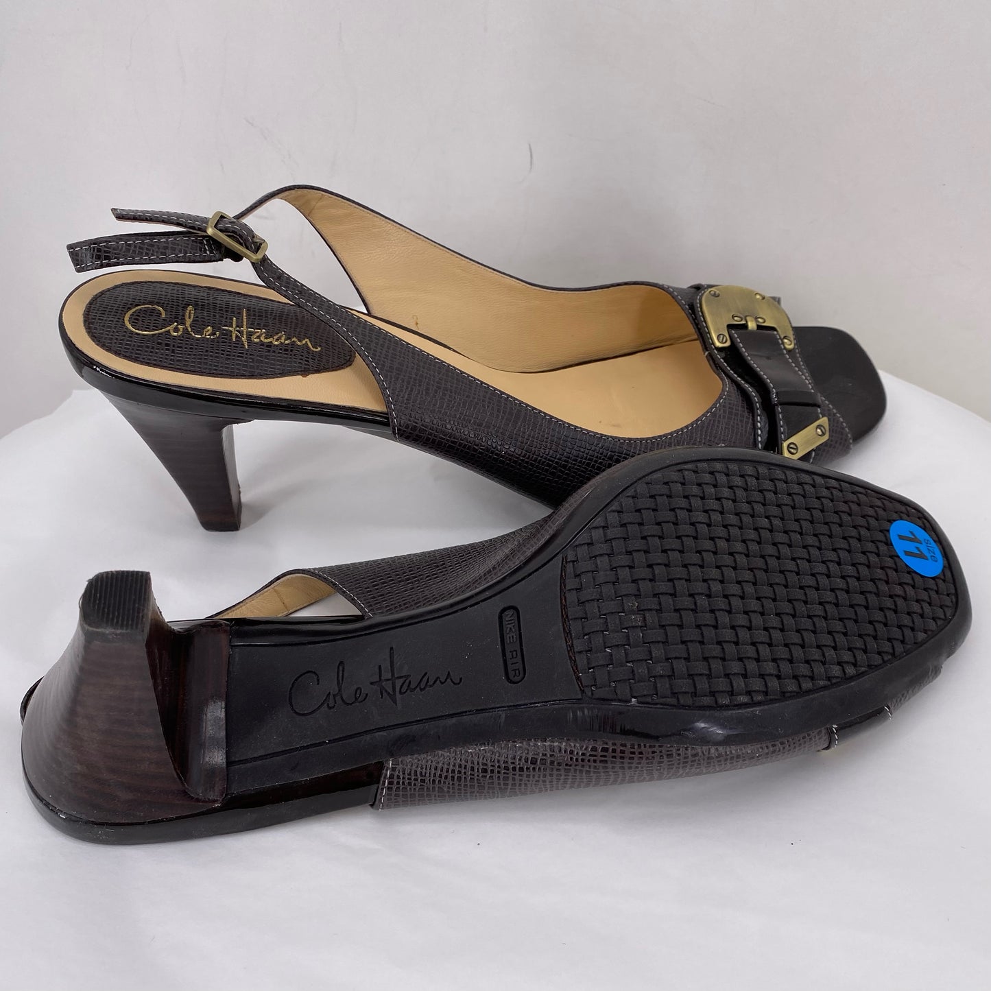 DARK GRAY W Shoe Size 11 COLE HAAN Heels