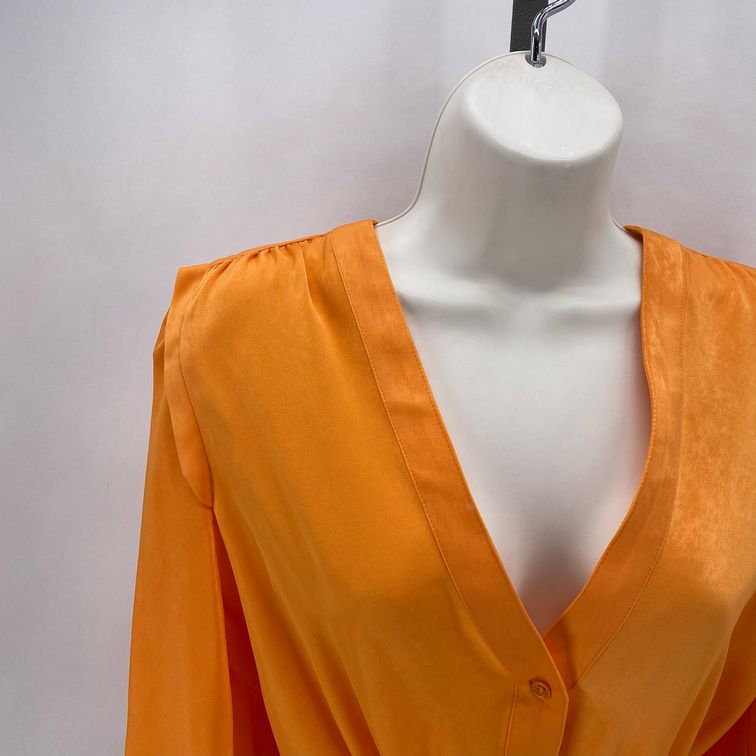 Size M DKNY Shirt