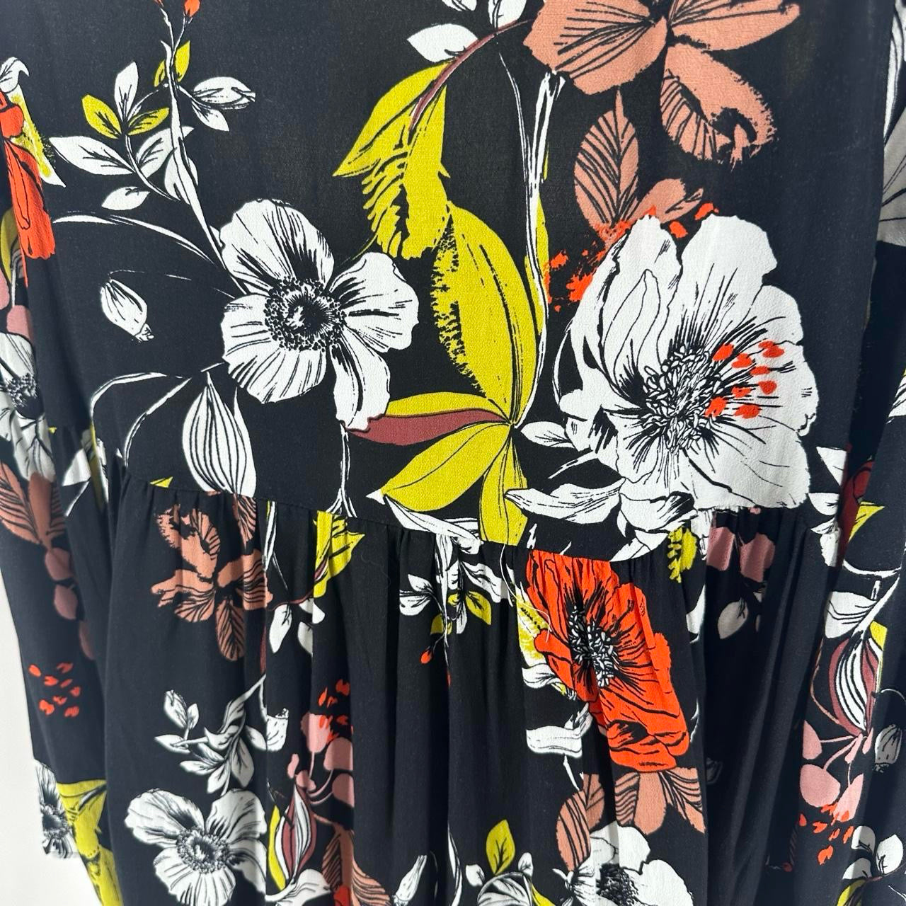 Size S FREE PEOPLE Floral Shirt