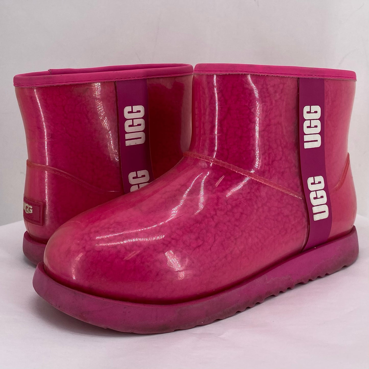 Pink W Shoe Size 9 UGG Boots