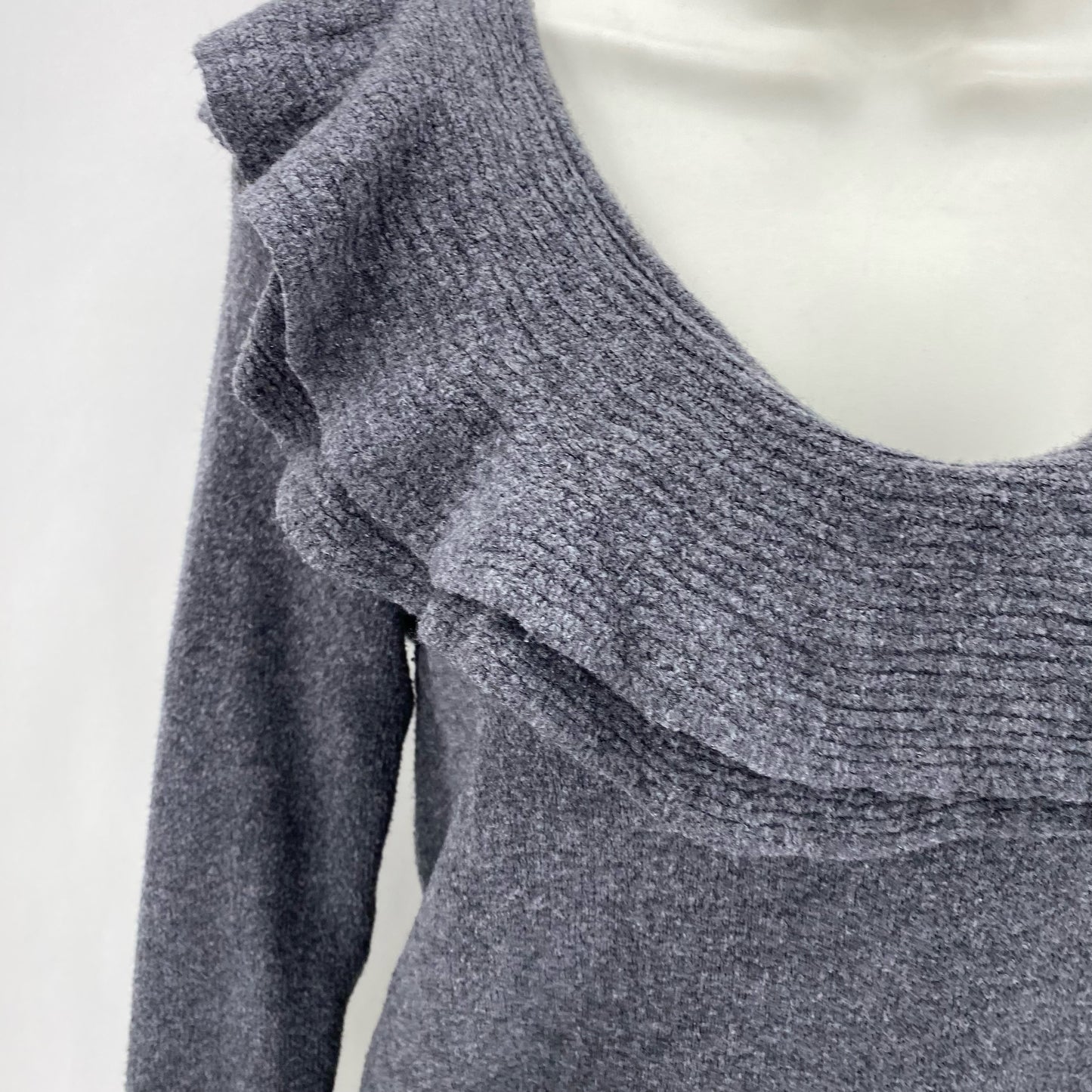 Size XS WHITE HOUSE BLACK Sweater