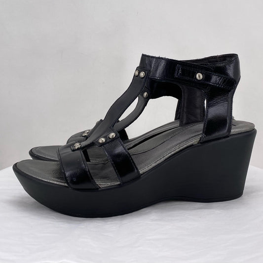 Black W Shoe Size 8 NAOT Sandals