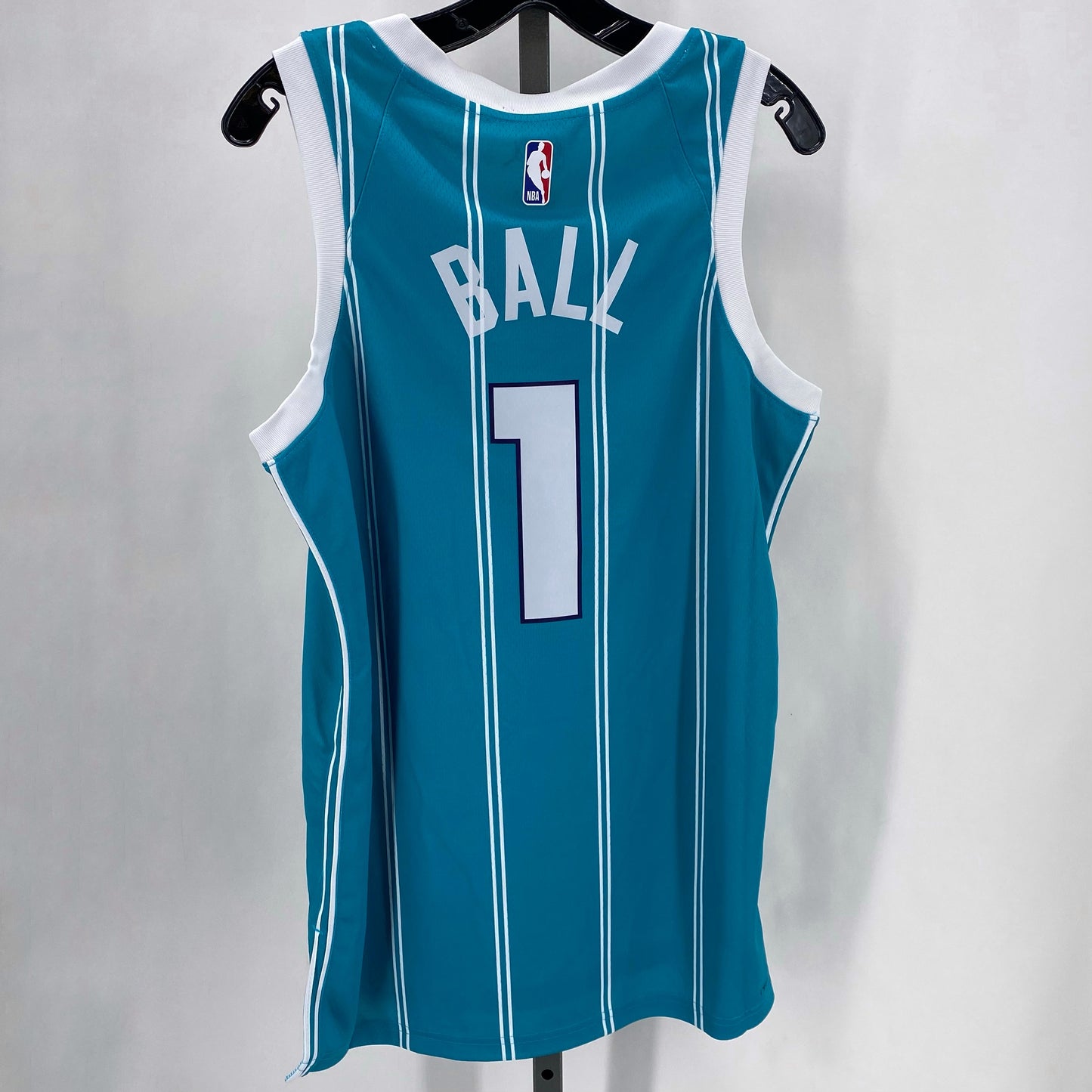 Turquoise Size M NIKE Men's Apparel