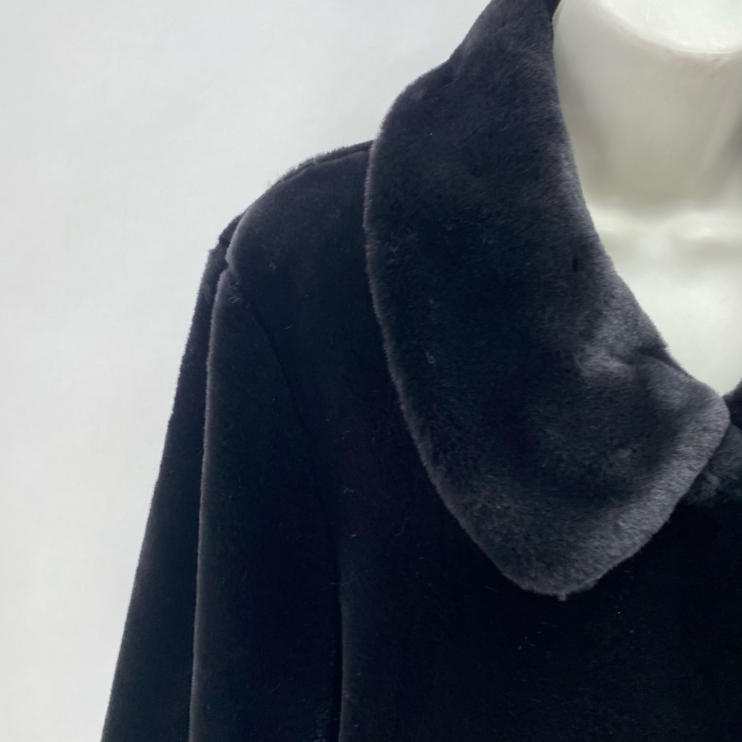 Size L CALVIN KLEIN FAUX FUR Jacket (Outdoor)