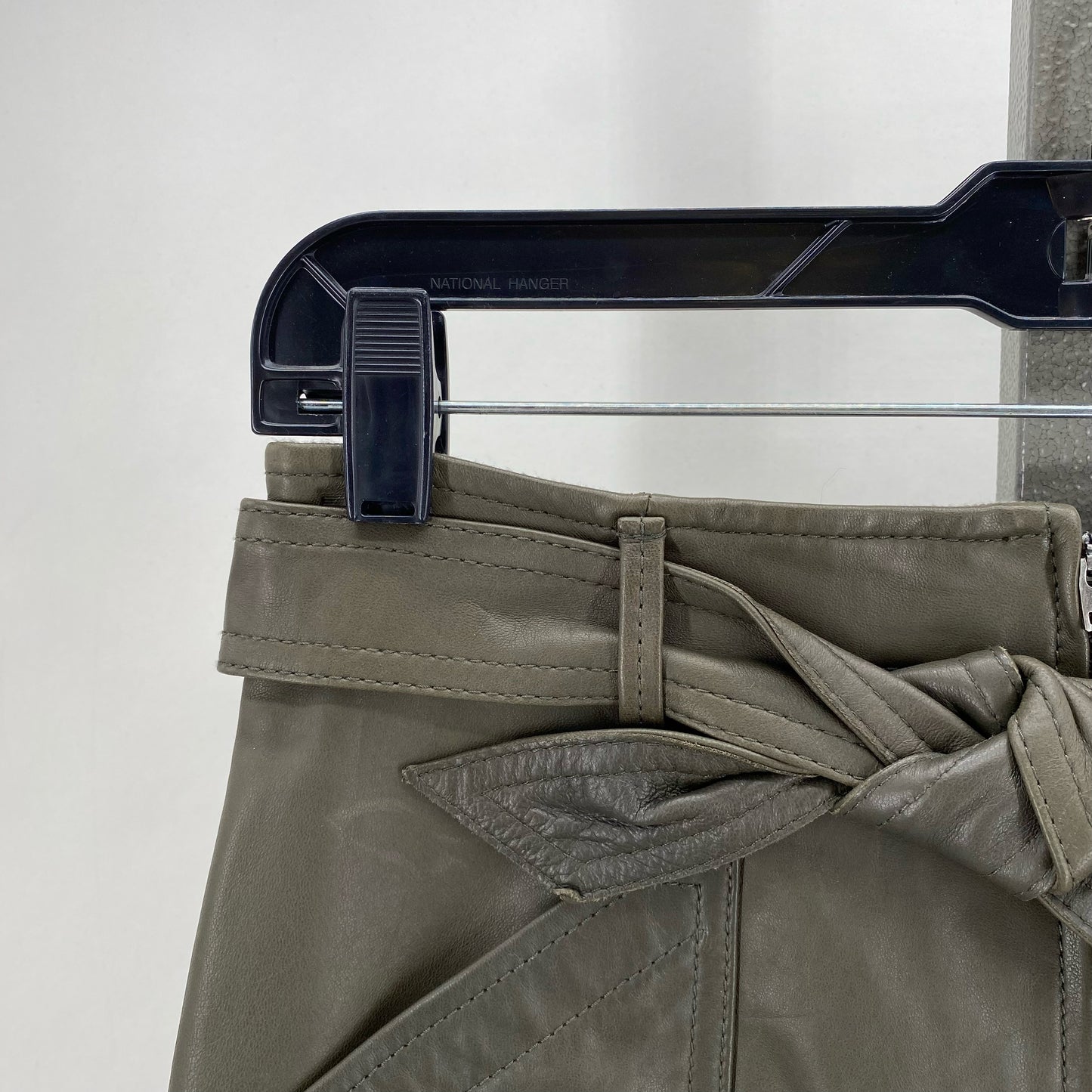 Size 6 REBECCA TAYLOR L LAMB LEATHER Skirt