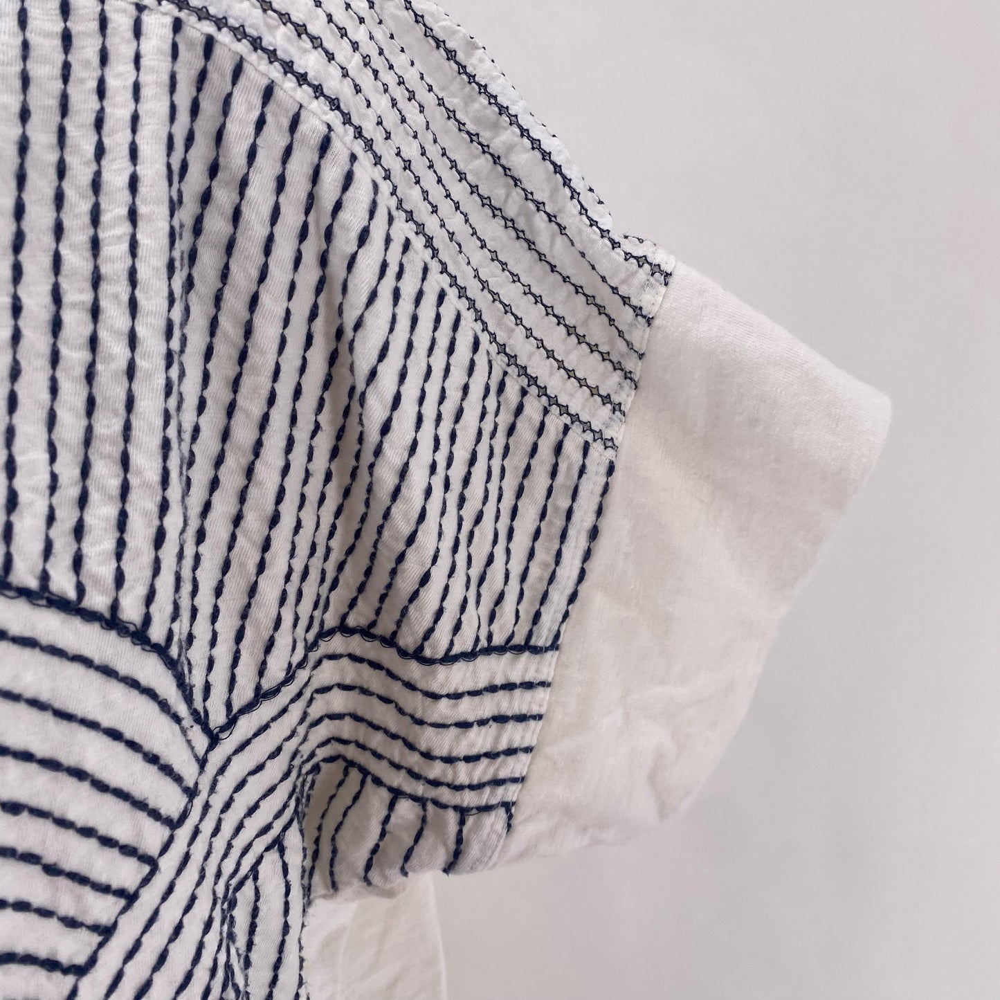 Size S ANTHROPOLOGIE Shirt