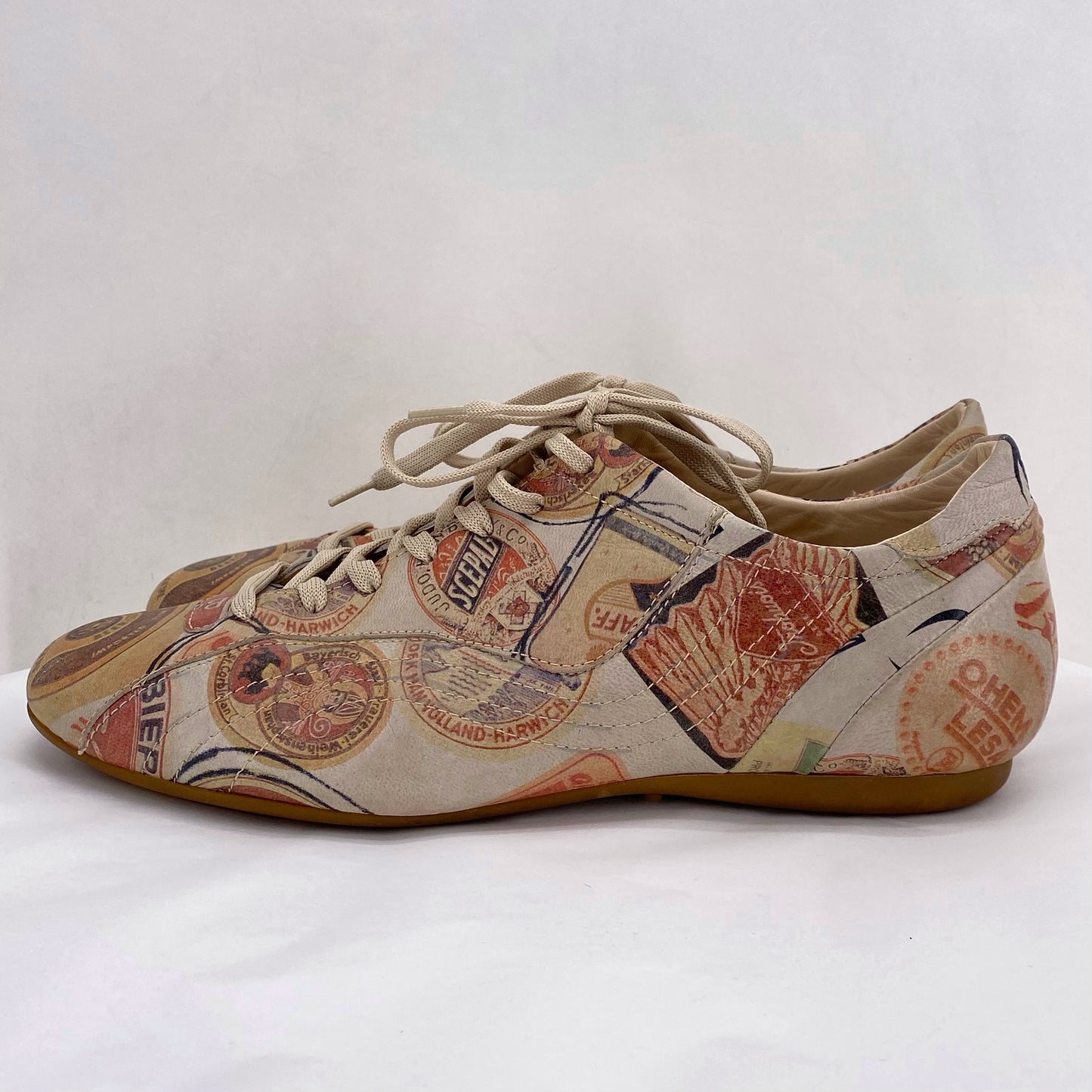 Beige W Shoe Size 11 Air Step Sneakers