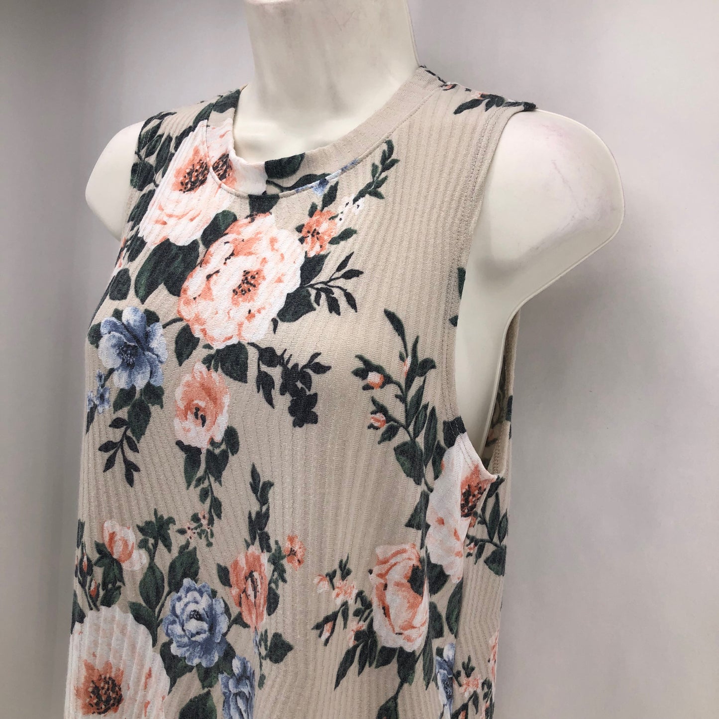 Size M TWENTY SECOND Floral Shirt