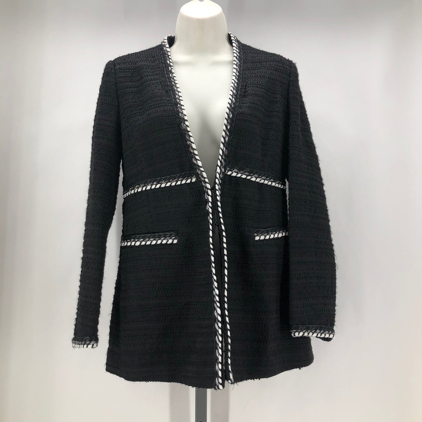 Size M ZARA BASIC Tweed Jacket