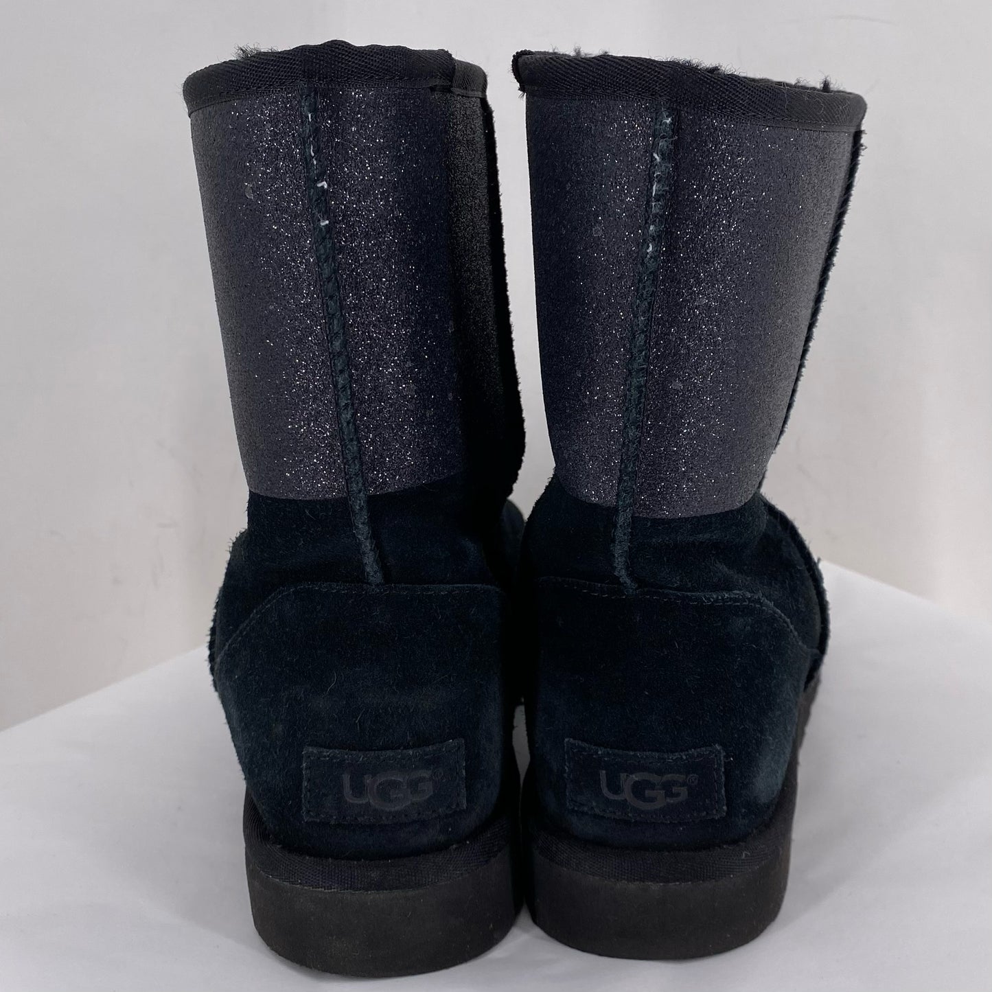 Black W Shoe Size 9 UGG Boots