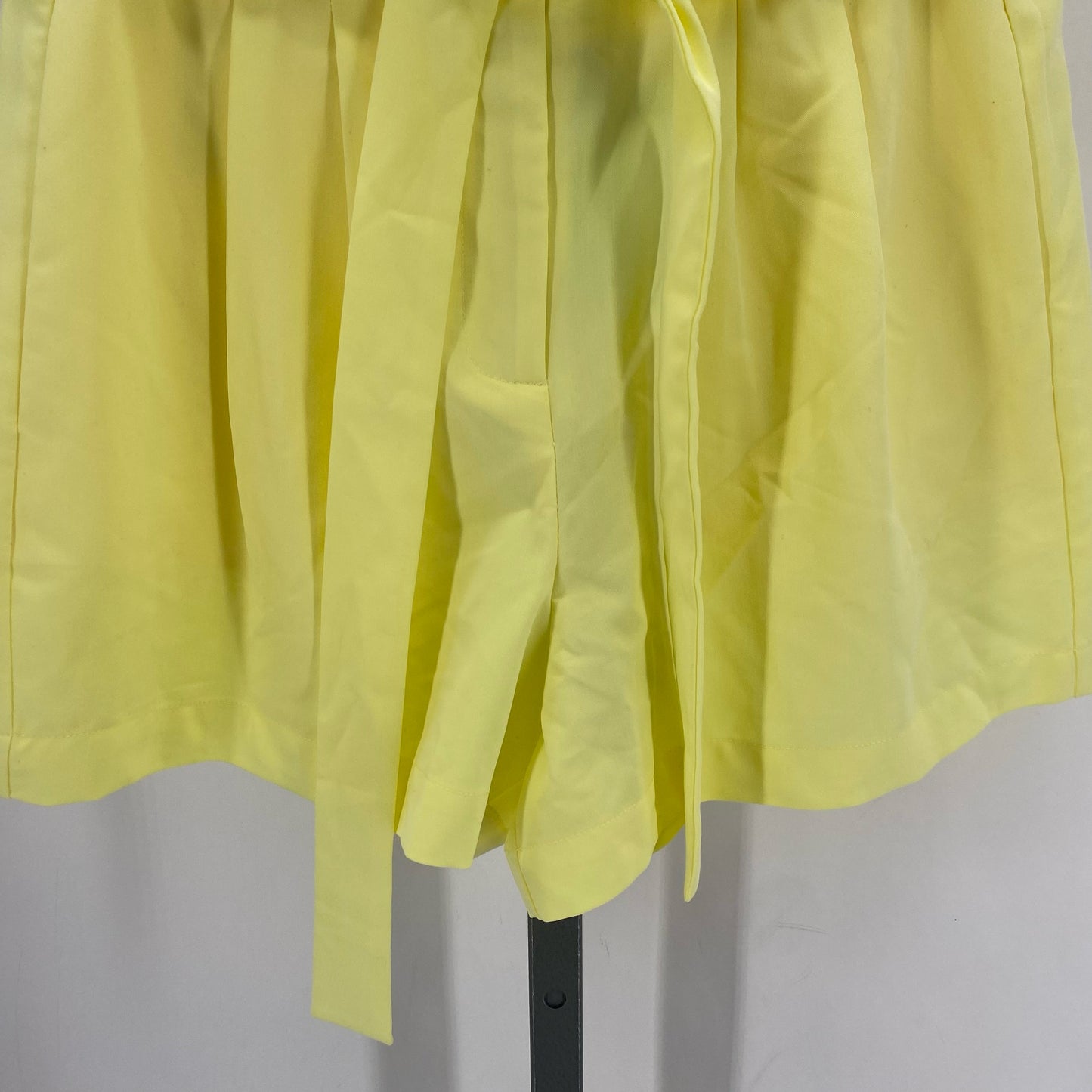 Size S BCBG MAXAZRIA Shorts