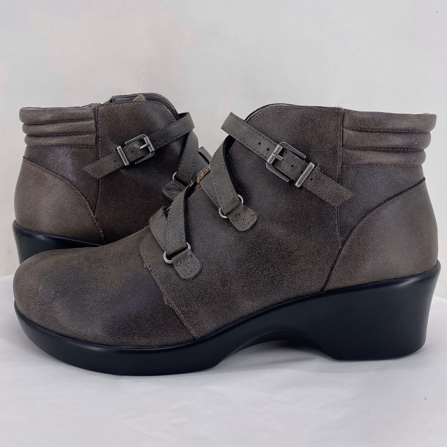 Gray W Shoe Size 42 ALEGRIA Boots