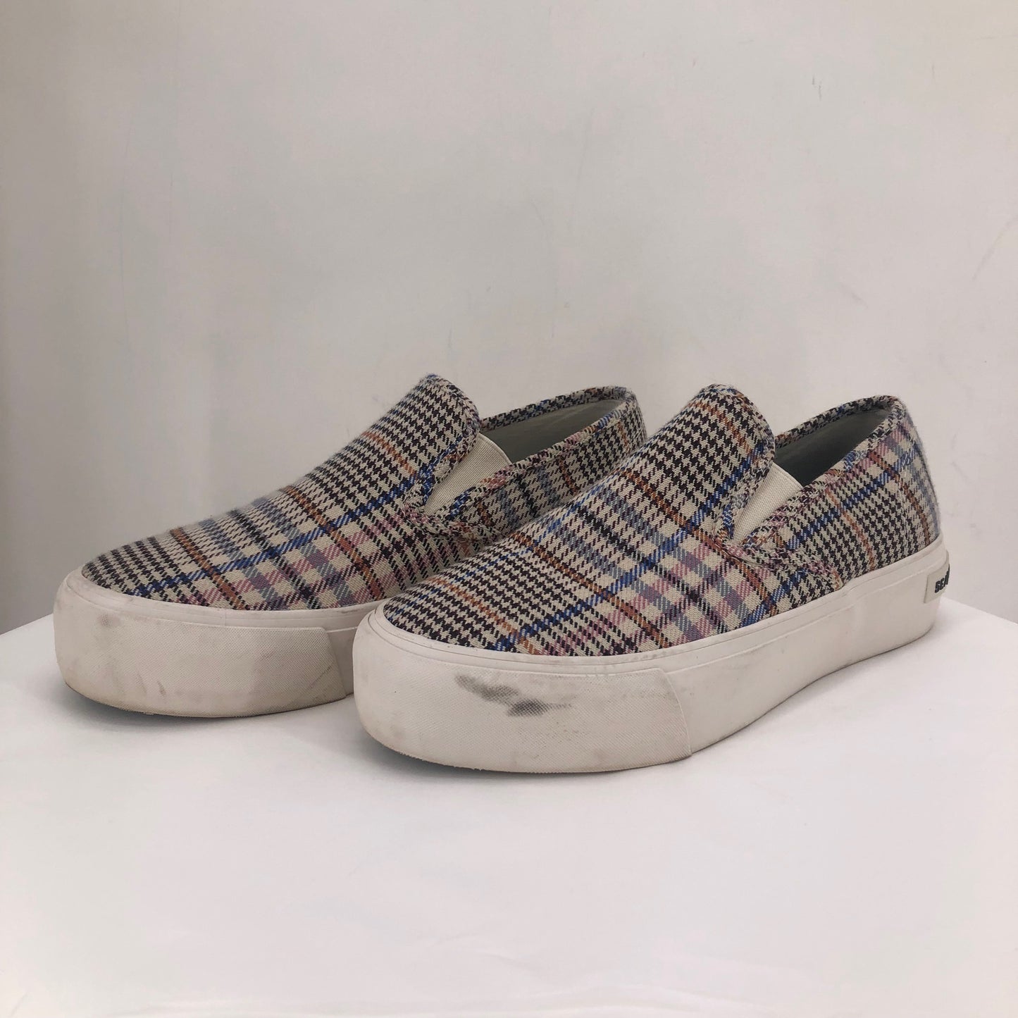 BROWN/TAN W Shoe Size 8 SEAVEES Flats