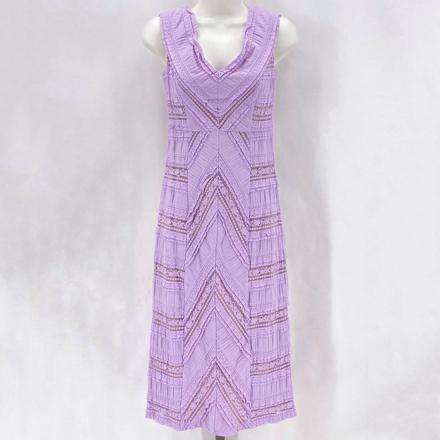 Size 6 CINQ A SEPT Lace Dress