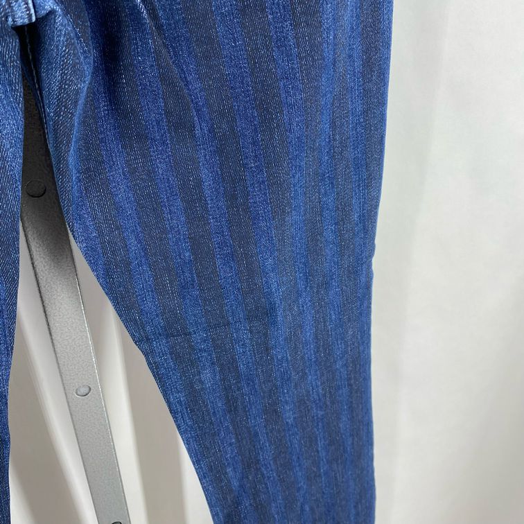 Size 27 FRAME DENIM Stripe Jeans