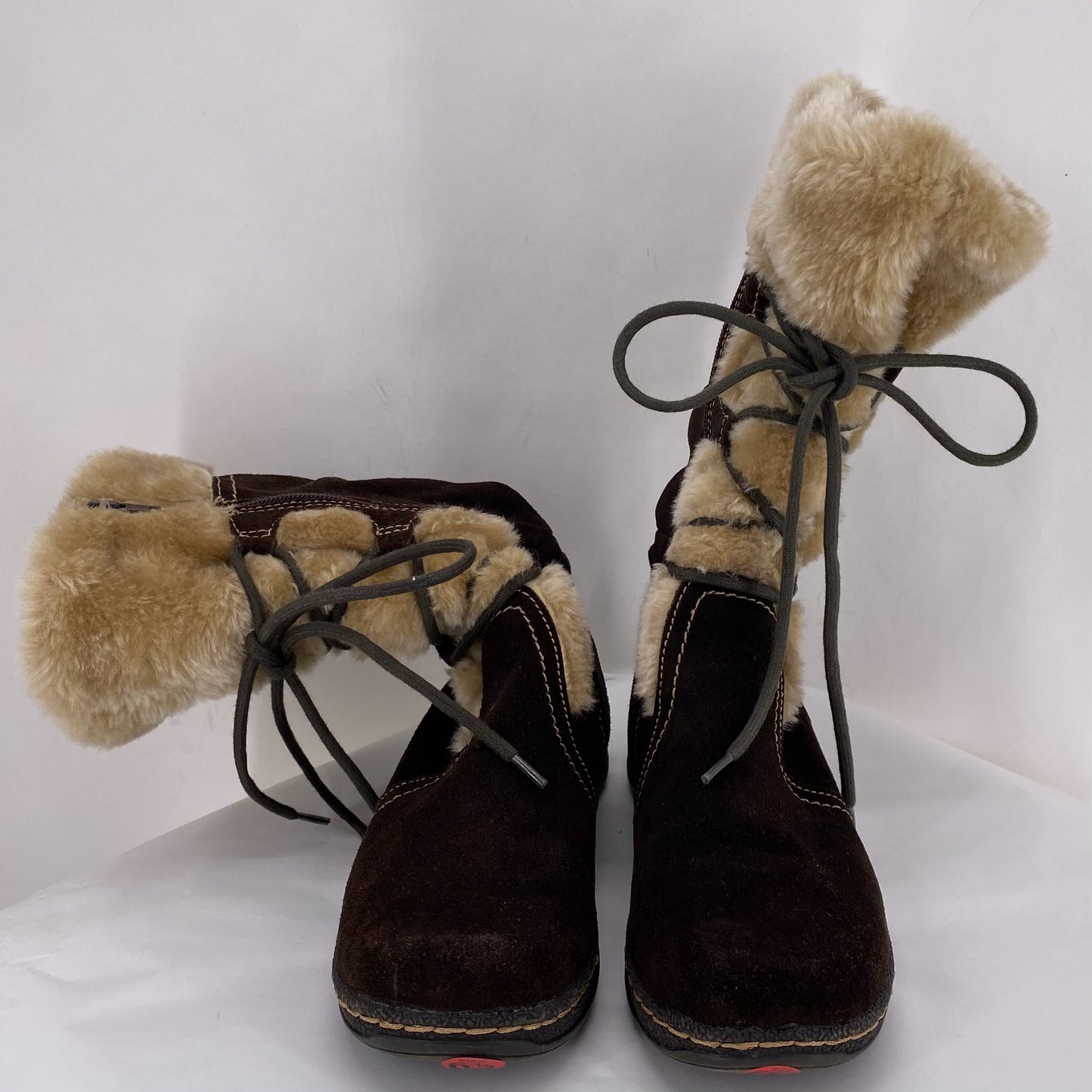 DARK BROWN W Shoe Size 6.5 BARE TRAPS Boots
