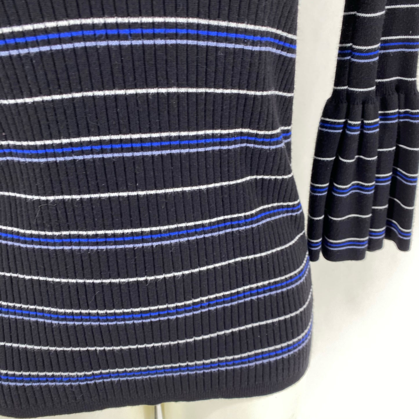 Size XS WHITE HOUSE BLACK Stripe Shirt
