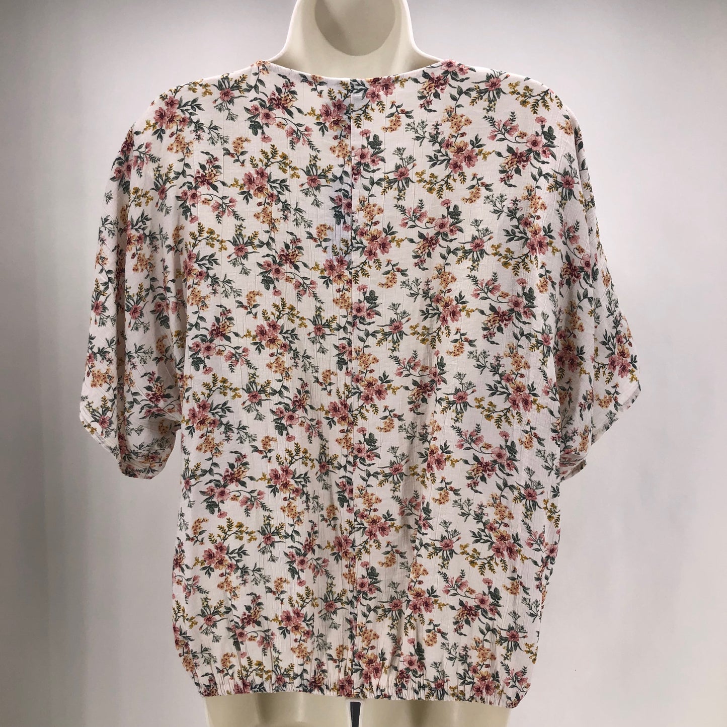 Size S DAYTRIP Floral Shirt