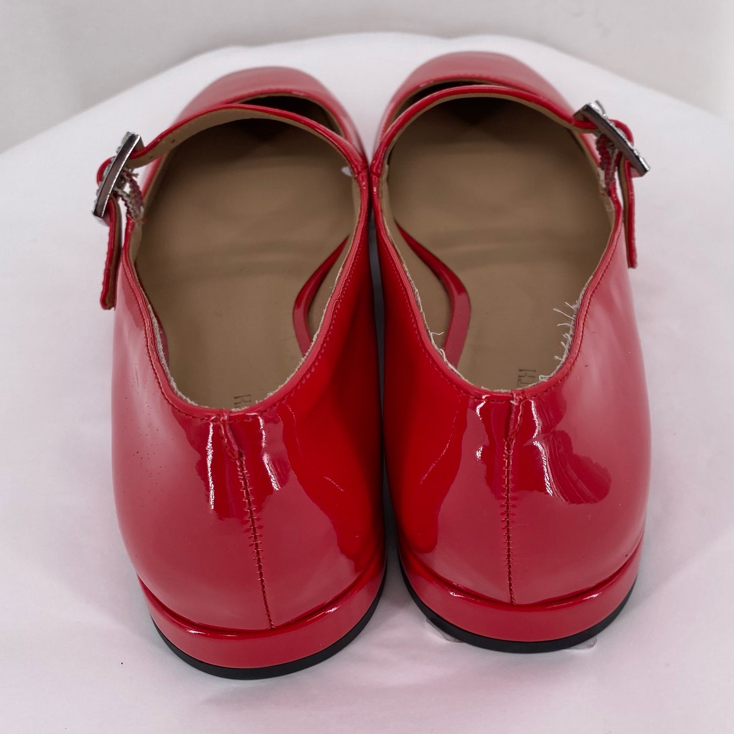 Red W Shoe Size 8.5 ON 34TH Flats