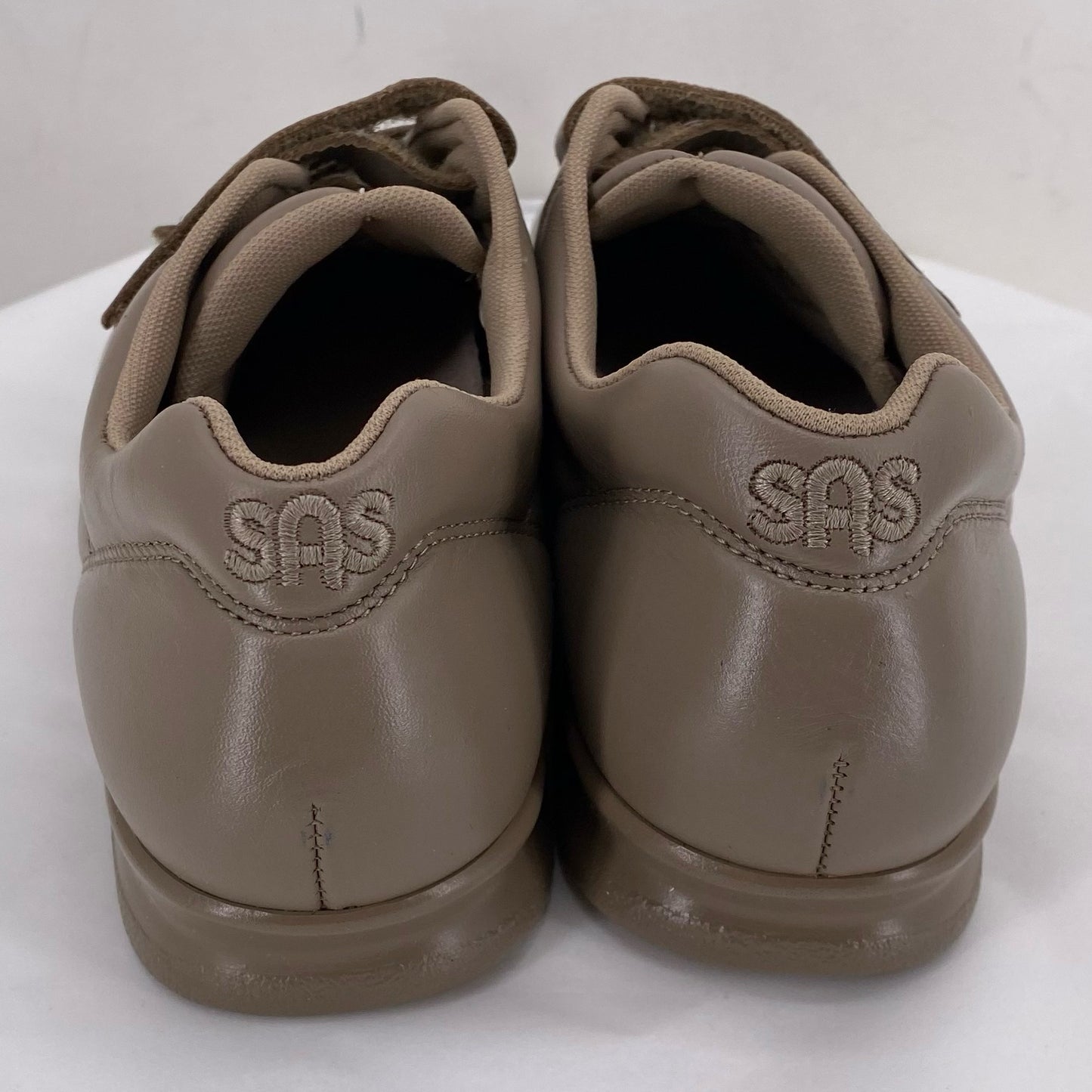 BROWN W Shoe Size 8.5 SAS Sneakers