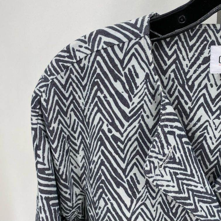 Size L CABI ZIGZAG Jacket