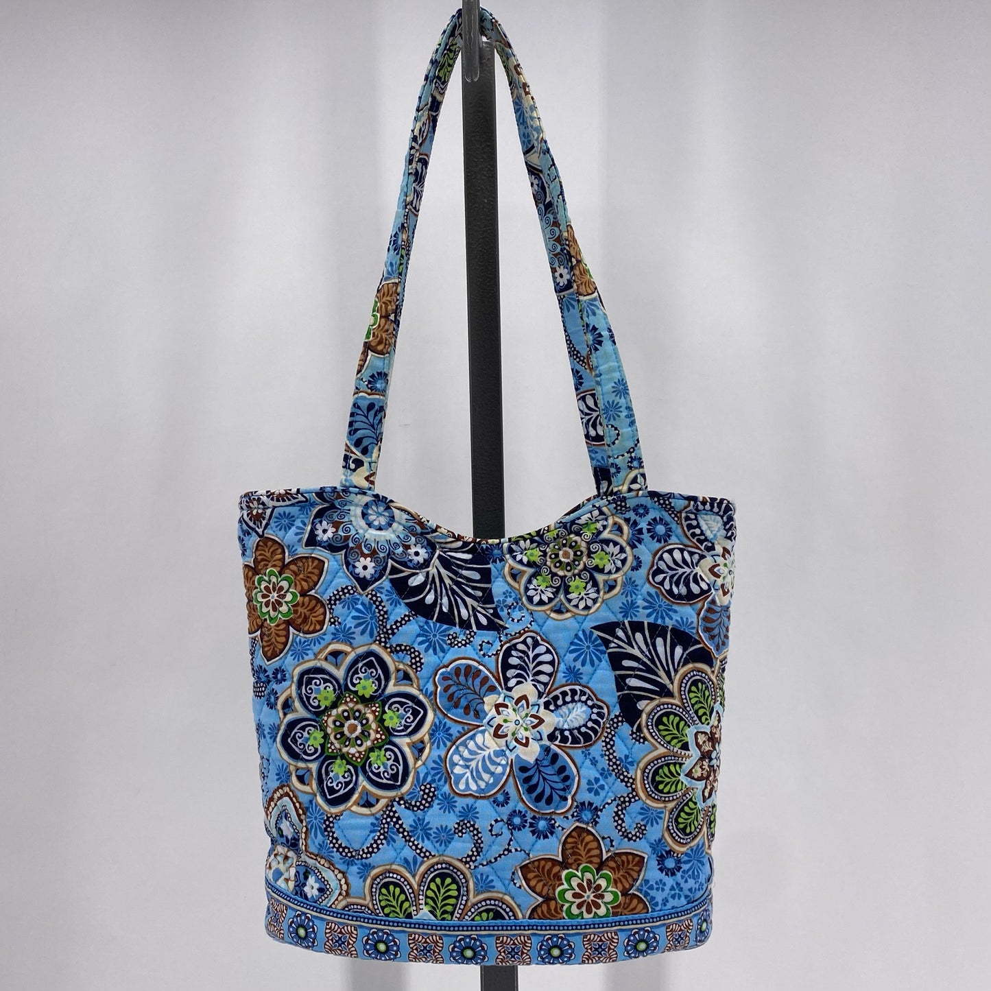 LT BLUE VERA BRADLEY FABRIC Tote