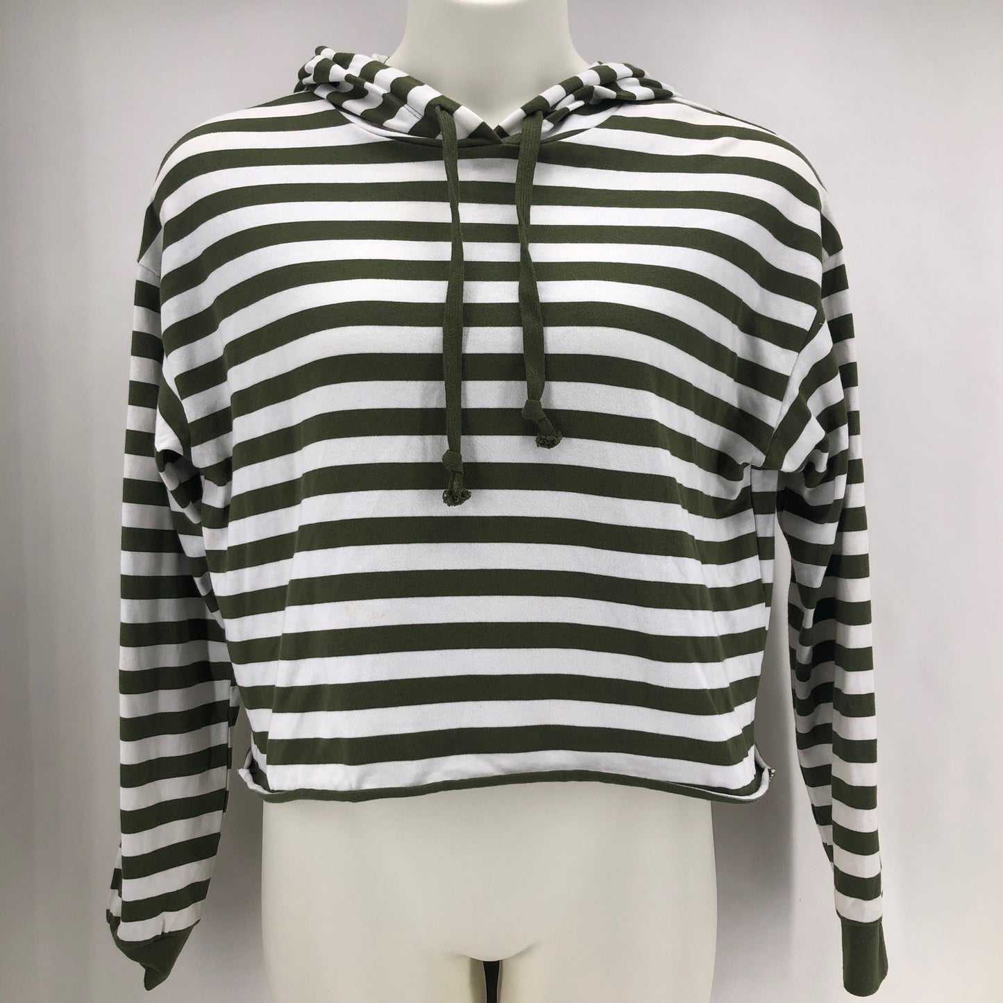 Size M FOREVER 21 Stripe Shirt