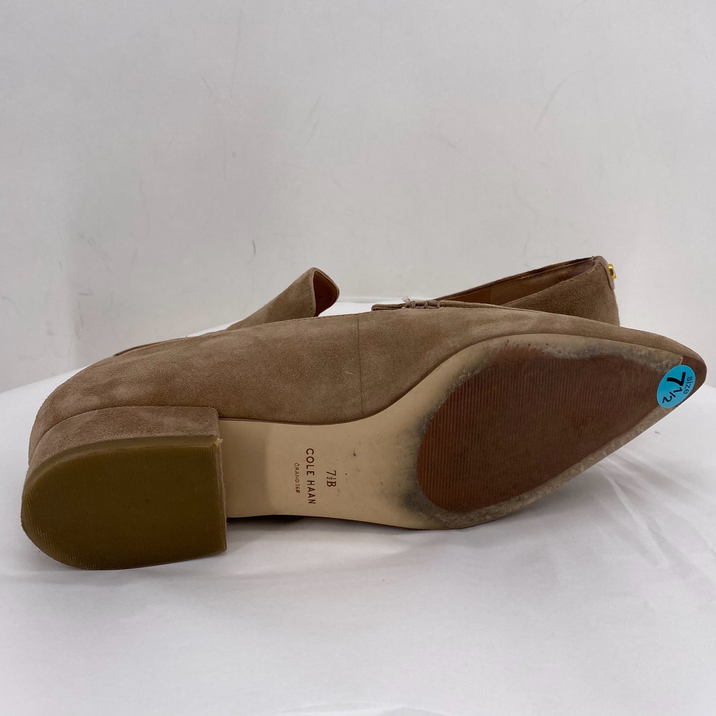Tan W Shoe Size 7.5 COLE HAAN Flats