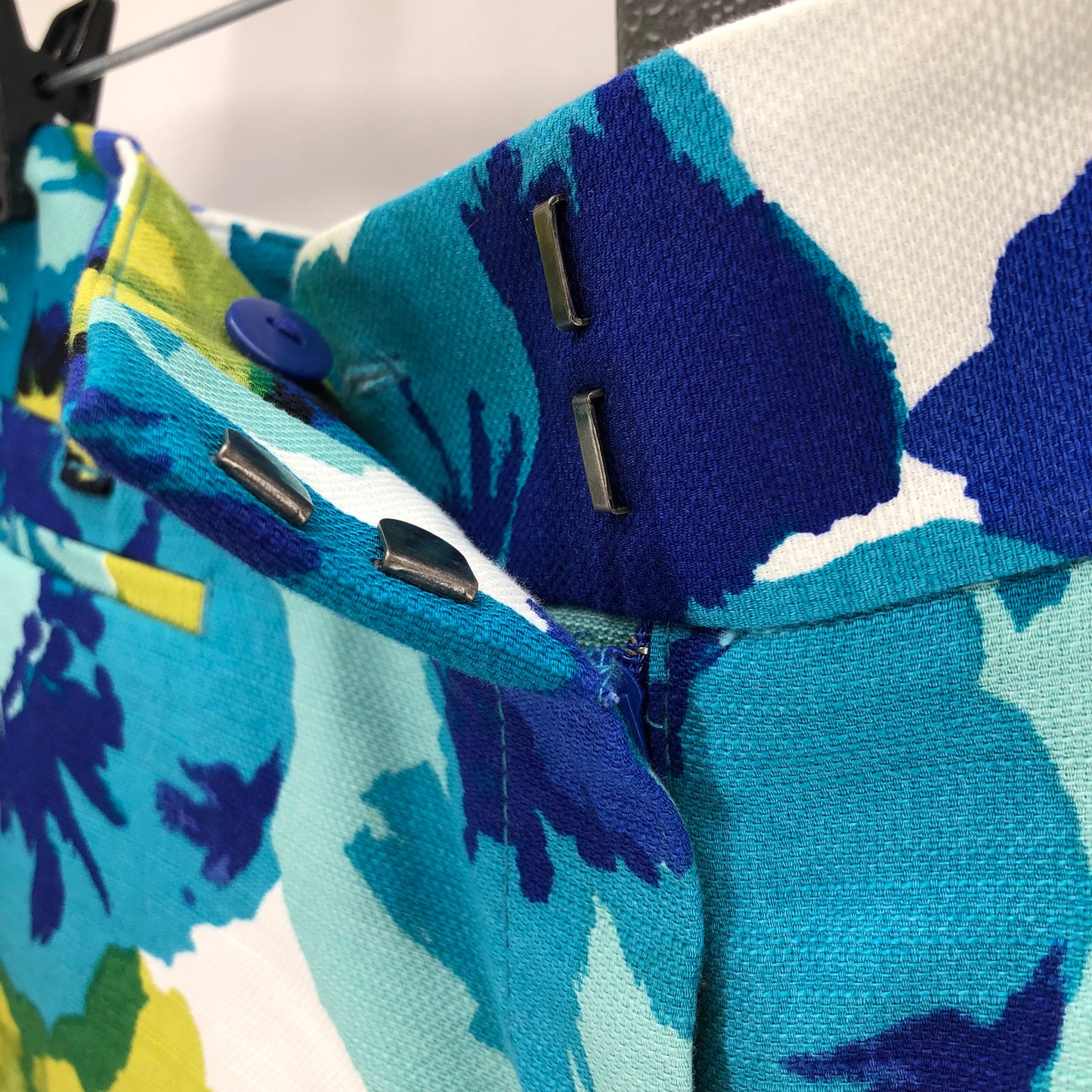 Size 4 LOFT Floral Shorts