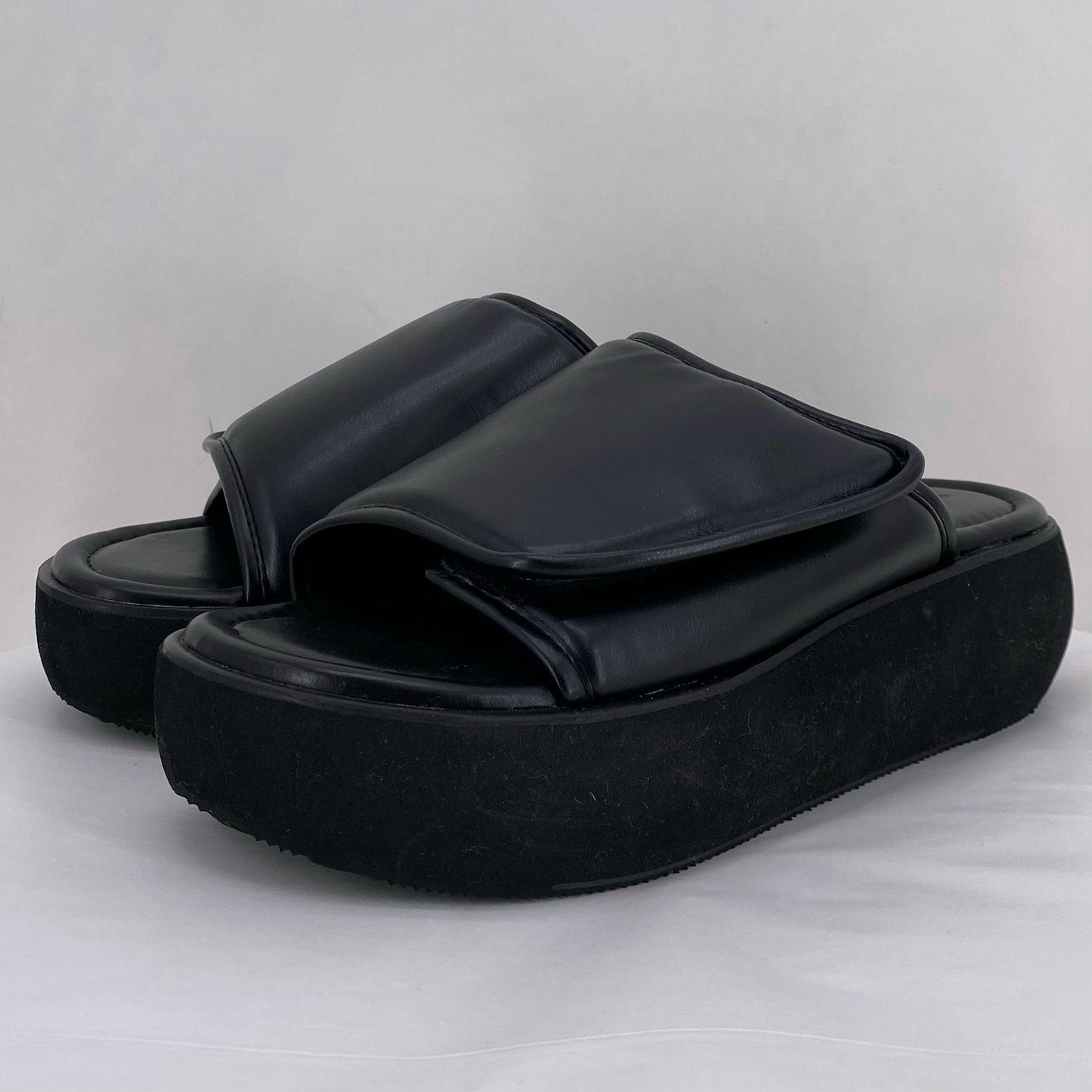 Black W Shoe Size 8 OAK + FORT Sandals