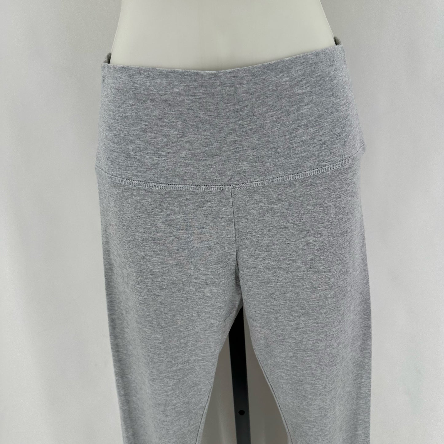 Size M AERIE Leggings