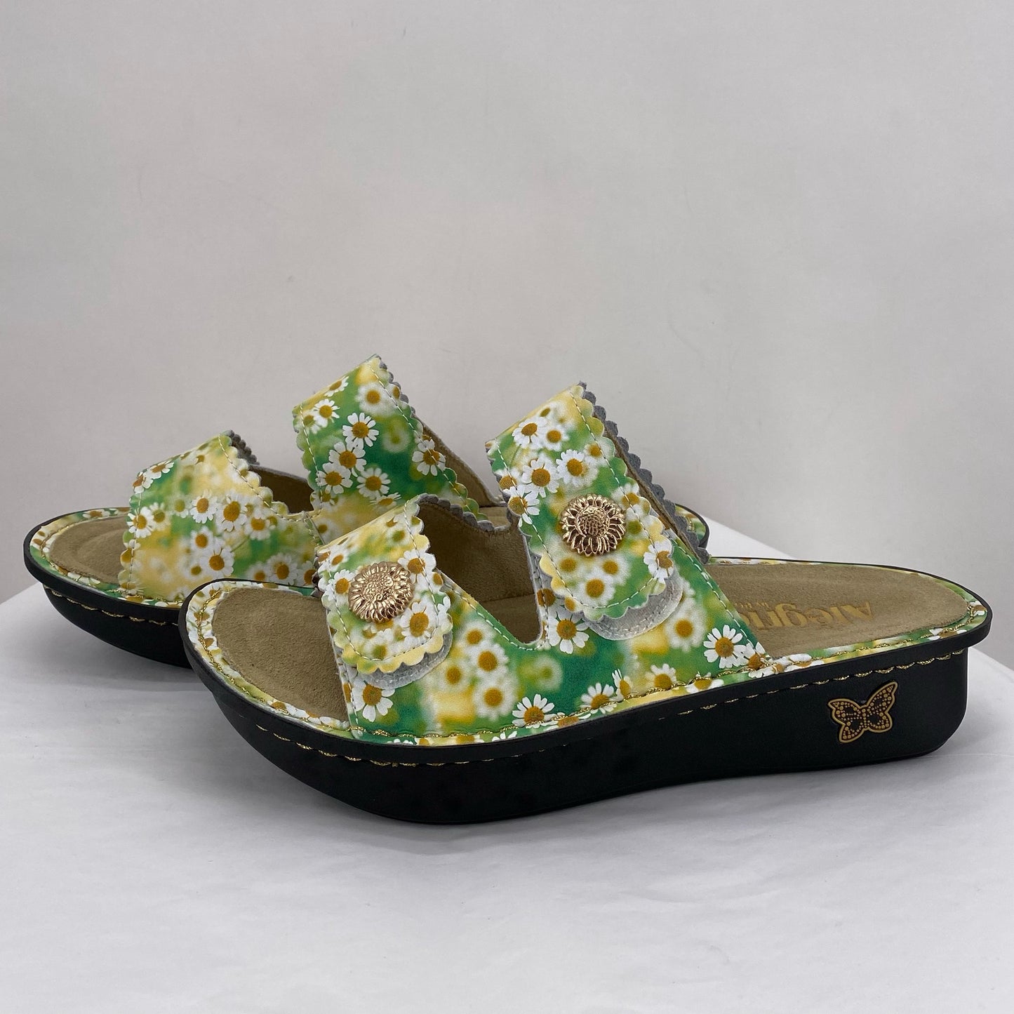 GREEN/WHITE W Shoe Size 6.5 ALEGRIA Sandals