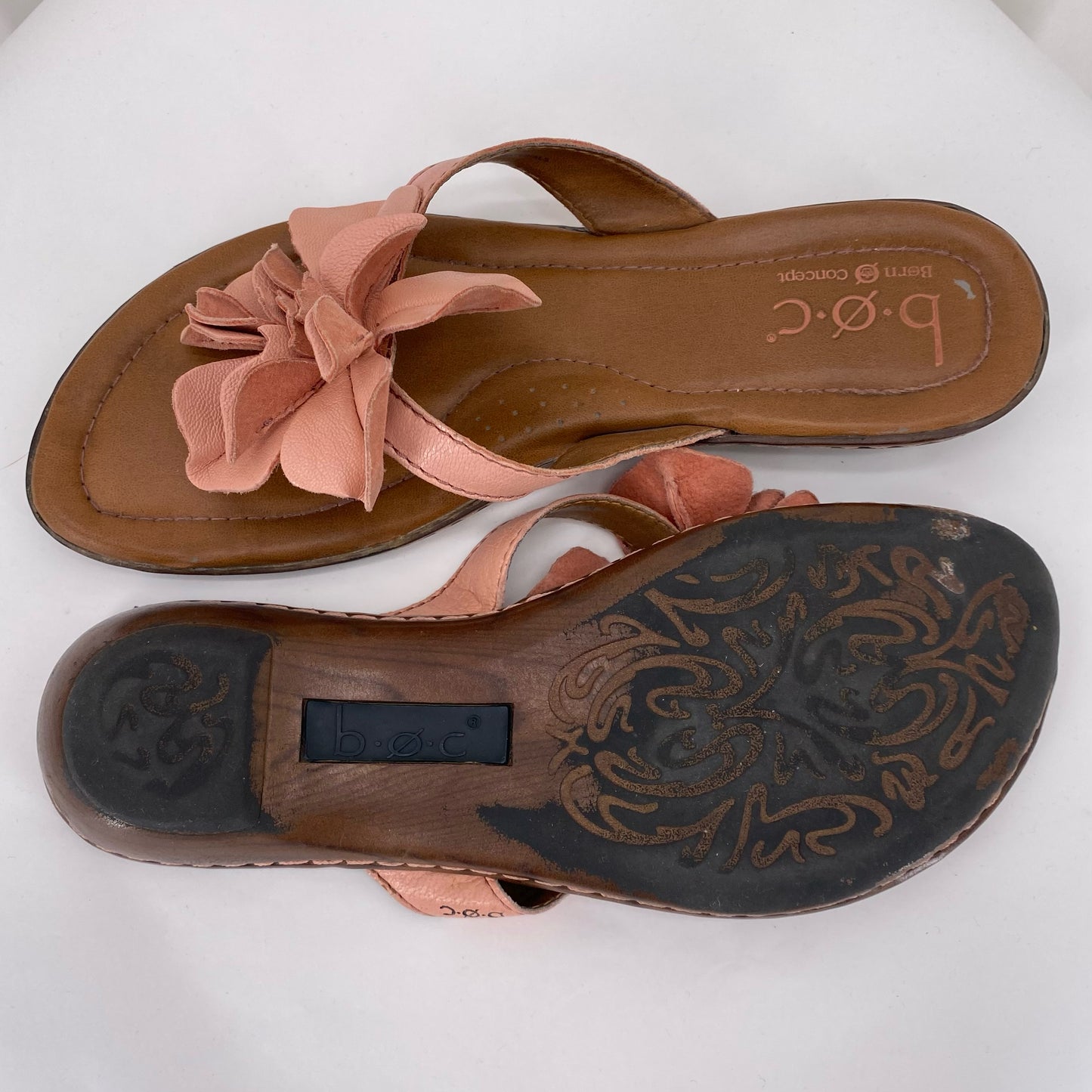 SALMON W Shoe Size 8 BOC Sandals