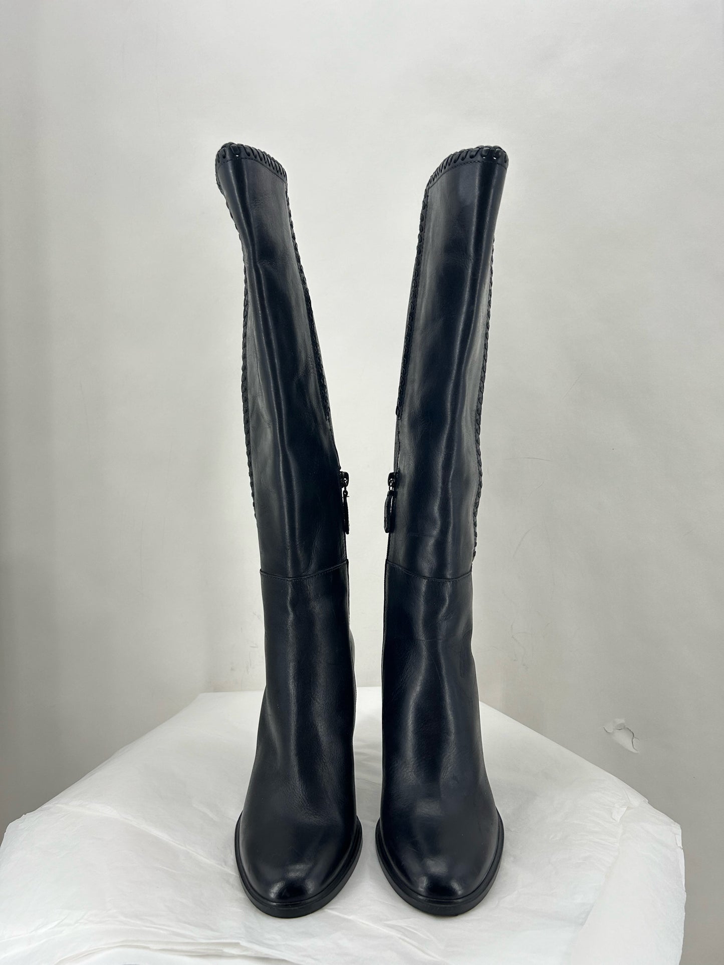 Black W Shoe Size 9 FRYE Boots
