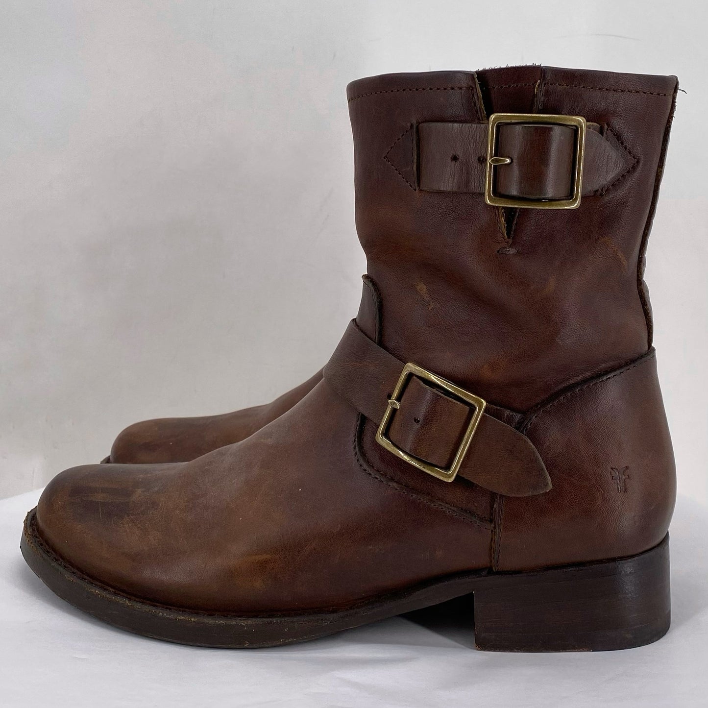 BROWN W Shoe Size 8 FRYE Boots